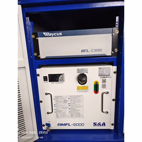 Machine portative de nettoyage de Laser de Fiber de retrait de rouille en métal avec la Source de Laser de 1000W 1500W 2000W pour la peinture de rouille